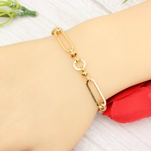 "Trendy Handmade Bracelet – A Thoughtful Gift for Girls & Women | UNVRC1566 - Picture 2 of 10